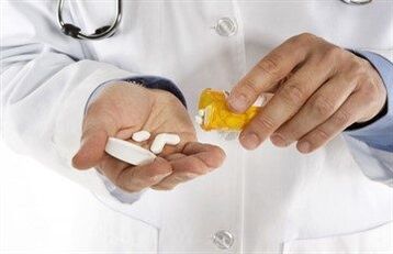 Pharmakologische Behandlung von Prostatitis.
